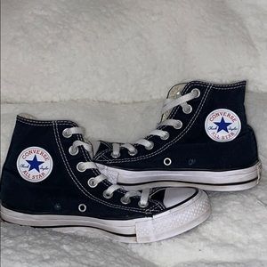 Black converse